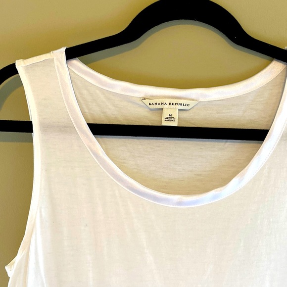Banana Republic Tops - Banana Republic Tank